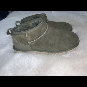 UGG classic ultra mini- burnt olive 🫒
